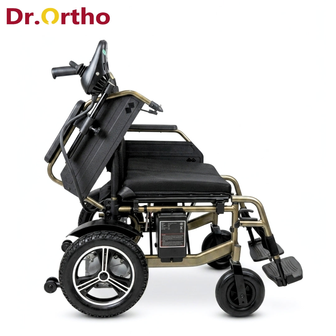 كرسي متحرك كهربائي Dr.Ortho DY-01 شديد التحمل، يعمل ببطاريتين جانبيتين، قابل للطي وخفيف الوزن، مزود بعصا تحكم 360 درجة، يتحمل وزنًا يصل إلى 120 كجم