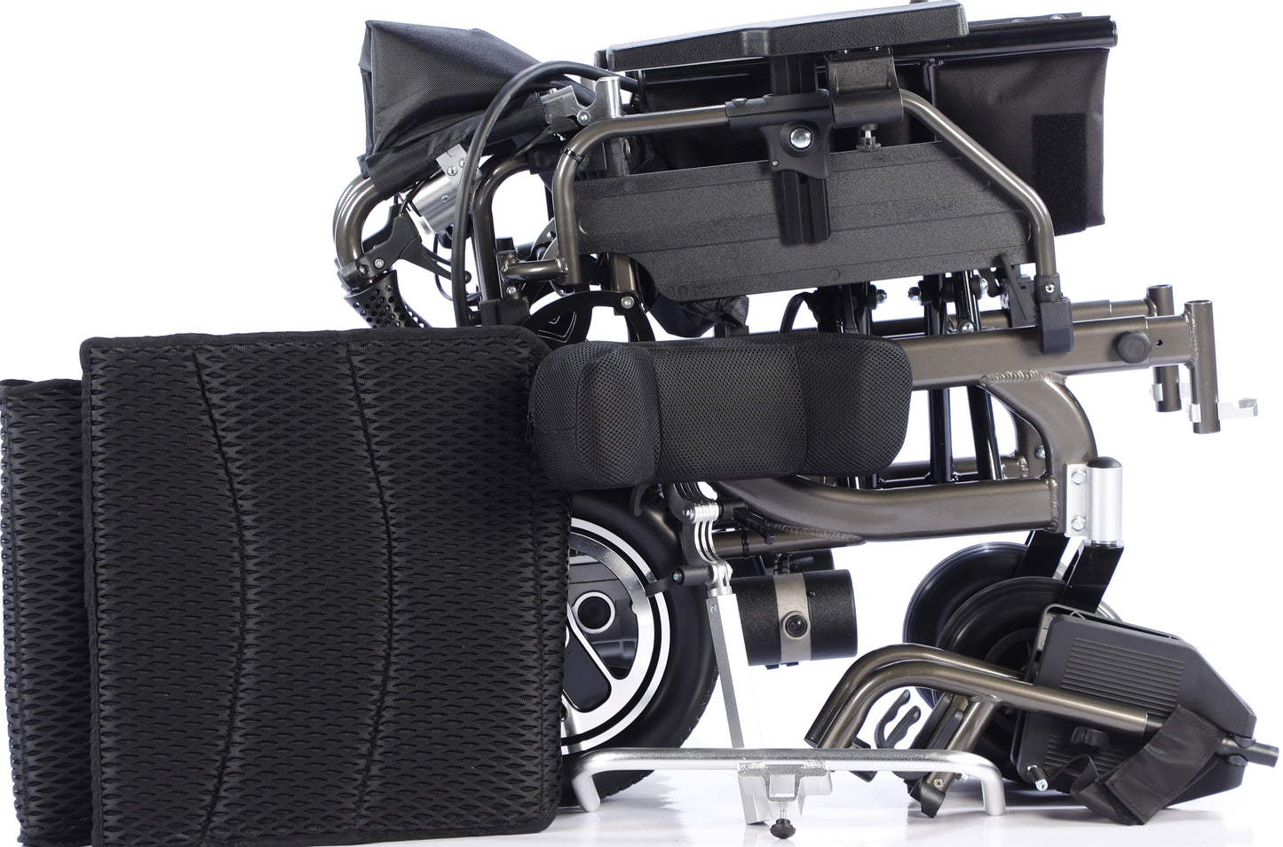 Dr.Ortho electric wheelchair DR-N-50-A with Lifting footrest And Recling Backrest , Worm And Gear motors